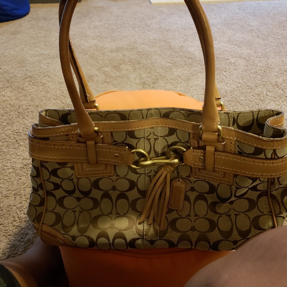 Coach Purse - Picture 2 of 4